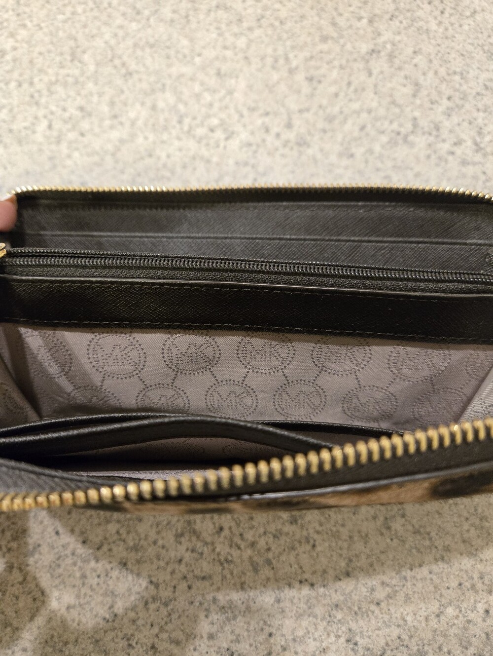 Michael Kors Leopard Cheetah Print Wallet - Picture 8 of 11